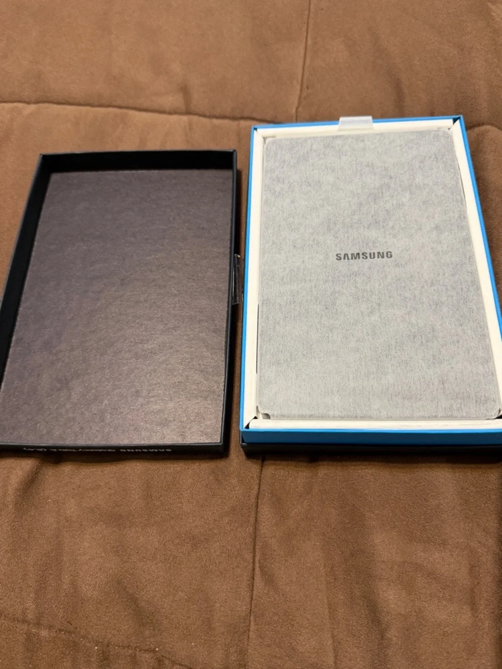 Samsung Galaxy Tab A (8.4) in Box, looks never used